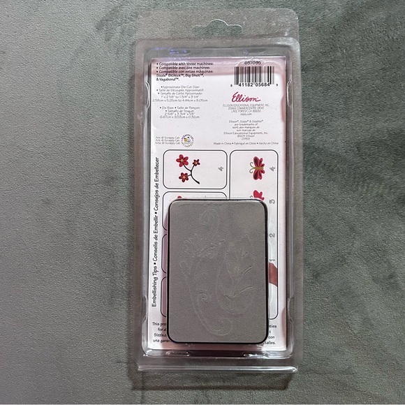 Sizzix 3-pk medium sizzlits Floral Botanical set - Picture 3 of 4